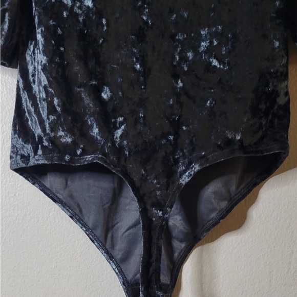 NWT Free People Don't You Wish Velvet Bodysuit V-neck Sunflower Seed Gray Sz XS - Picture 5 of 10